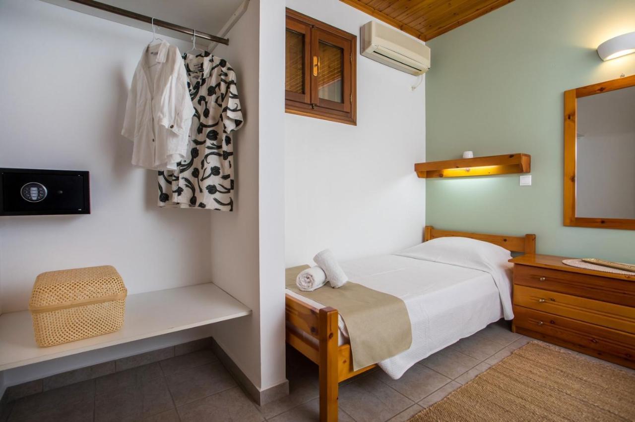 Margaritas Apartments Сими Екстериор снимка